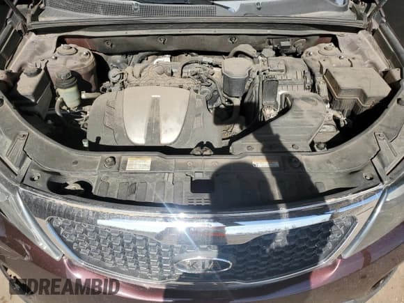 ✅ 2012 Kia Sorento EX • VIN: 5XYKUDA20CG281011 • Lot: 69384535. Wystawiony na Copart z przebiegiem 204 381 mil. Bezpłatny archiwum sprzedaży aukcyjnych z USA i szczegółowy raport historii pojazdu na DreamBid. Zdjęcie 12.