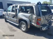 ✅ 2003 Chevrolet Suburban LT • VIN: 3GNFK16Z13G236874 • Лот: 42581940. Опубликован ранее на IAAI с пробегом Не указан. Бесплатный доступ к архиву аукционных продаж из США и подробный отчёт об истории автомобиля на DreamBid. Изображение 3.