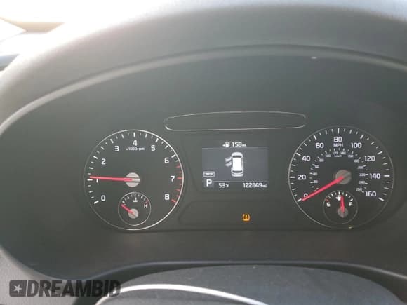 ✅ 2019 Kia Sorento LX • VIN: 5XYPG4A35KG471200 • Лот: 90474615. Опубликован ранее на Copart с пробегом 122 849 миль. Бесплатный доступ к архиву аукционных продаж из США и подробный отчёт об истории автомобиля на DreamBid. Изображение 9.