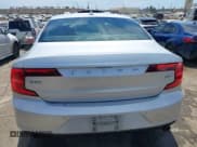 ✅ 2018 Volvo S90 Momentum • VIN: LVY982AK4JP039154 • Lot: 43056711. Wystawiony na IAAI z przebiegiem 82 645 mil. Bezpłatny archiwum sprzedaży aukcyjnych z USA i szczegółowy raport historii pojazdu na DreamBid. Zdjęcie 16.