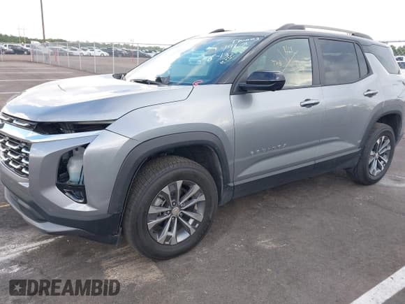 ✅ 2025 Chevrolet Equinox FWD LT • VIN: 3GNAXHEG8SL144168 • Lot: 43128981. Wystawiony na IAAI z przebiegiem 8 514 mil. Bezpłatny archiwum sprzedaży aukcyjnych z USA i szczegółowy raport historii pojazdu na DreamBid. Zdjęcie 17.