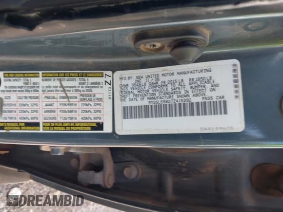 ✅ 2007 Pontiac Vibe • VIN: 5Y2SL65827Z415392 • Lot: 43010250. Listed on IAAI with 214,019 mi. Free auction sales archive from the USA and detailed vehicle history report at DreamBid. Image 9.