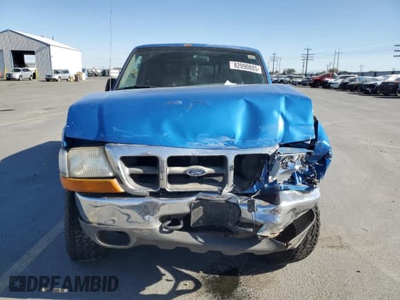 ✅ 2000 Ford Ranger XL • VIN: 1FTZR15V3YTB12339 • Lot: 82090885. Wystawiony na Copart z przebiegiem 237 331 mil. Bezpłatny archiwum sprzedaży aukcyjnych z USA i szczegółowy raport historii pojazdu na DreamBid. Zdjęcie 5.