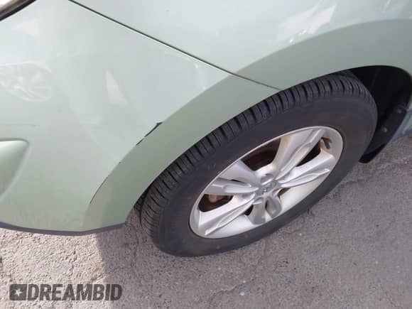 2011 Hyundai Tucson GLS с VIN KM8JU3AC9BU190150, выставлен на аукционе IAAI как лот 43634454 с пробегом 100 083 миль миль и . История ставок и продаж доступна на DreamBid. Изображение 14.