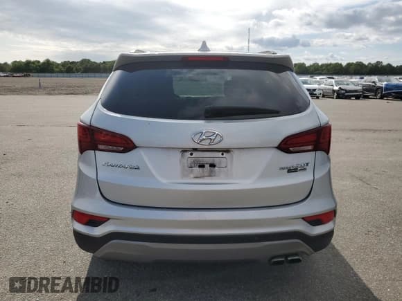 ✅ 2018 Hyundai Santa Fe Ultimate • VIN: 5XYZWDLA1JG535240 • Lot: 67973885. Wystawiony na Copart z przebiegiem 28 871 mil. Bezpłatny archiwum sprzedaży aukcyjnych z USA i szczegółowy raport historii pojazdu na DreamBid. Zdjęcie 6.