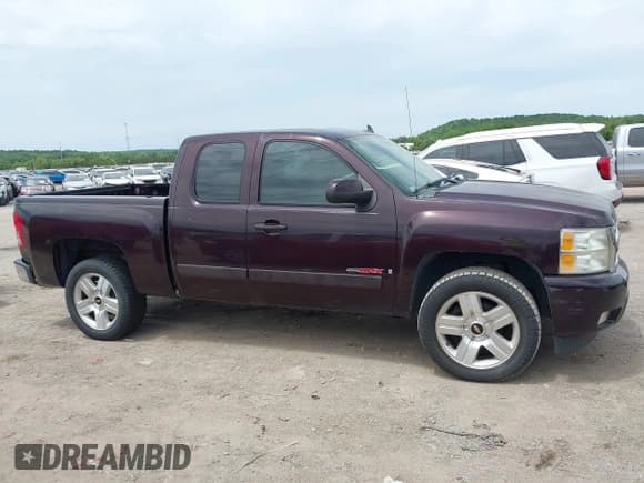 ✅ 2008 Chevrolet Silverado 1500 • VIN: 1GCEC19Y28Z298330 • Lot: 42272489. Wystawiony na IAAI z przebiegiem 97 076 mil. Bezpłatny archiwum sprzedaży aukcyjnych z USA i szczegółowy raport historii pojazdu na DreamBid. Zdjęcie 13.