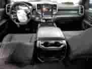 2019 Ram 1500 Big Horn с VIN 1C6SRFFT5KN892813, выставлен на аукционе Copart как лот 83814565 с пробегом 78 270 миль миль и Списание • Salvage title. История ставок и продаж доступна на DreamBid. Изображение 8.