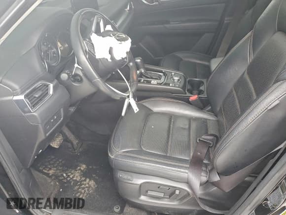 ✅ 2021 Mazda CX-5 Touring • VIN: JM3KFBCM4M0413456 • Lot: 92471105. Wystawiony na Copart z przebiegiem 42 432 mil. Bezpłatny archiwum sprzedaży aukcyjnych z USA i szczegółowy raport historii pojazdu na DreamBid. Zdjęcie 7.