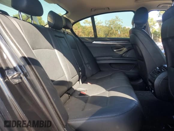 ✅ 2015 BMW 5 Series 528i xDrive • VIN: WBA5A7C54FD628662 • Lot: 85680955. Listed on Copart with 152,016 mi. Free auction sales archive from the USA and detailed vehicle history report at DreamBid. Image 10.