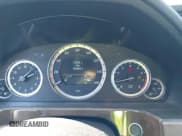 ✅ 2010 Mercedes-Benz E 550 Luxury • VIN: WDDHF9AB2AA141689 • Лот: 43540476. Опубликован ранее на IAAI с пробегом 104 821 миль. Бесплатный доступ к архиву аукционных продаж из США и подробный отчёт об истории автомобиля на DreamBid. Изображение 7.