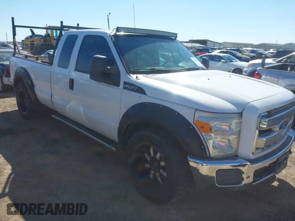 ✅ 2011 Ford F-250 XL • VIN: 1FT7X2A62BEC76940 • Лот: 43651398. Опубликован ранее на IAAI с пробегом 213 411 миль. Бесплатный доступ к архиву аукционных продаж из США и подробный отчёт об истории автомобиля на DreamBid. Изображение 1.
