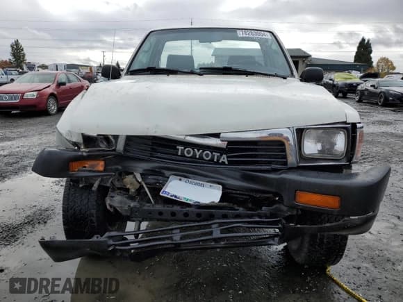 ✅ 1992 Toyota Pickup DLX • VIN: 4TARN01P4NZ021338 • Лот: 78283004. Опубликован ранее на Copart с пробегом 162 711 миль. Бесплатный доступ к архиву аукционных продаж из США и подробный отчёт об истории автомобиля на DreamBid. Изображение 5.
