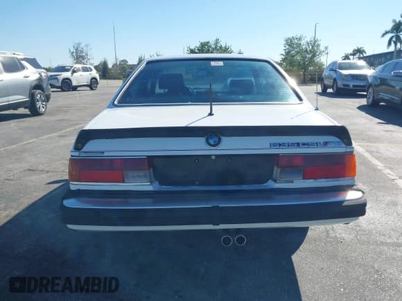 ✅ 1985 BMW 6 Series • VIN: WBAEC7401F0605506 • Lot: 41790768. Listed on IAAI with 108,896 mi. Free auction sales archive from the USA and detailed vehicle history report at DreamBid. Image 13.