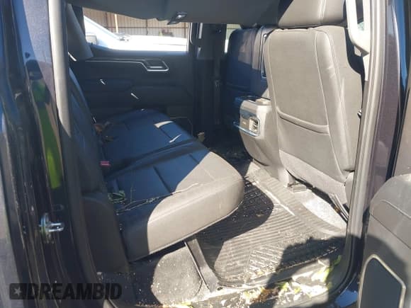 ✅ 2022 Chevrolet Silverado 1500 LTZ • VIN: 1GCUDGED5NZ602132 • Lot: 43512024. Listed on IAAI with 104,727 mi. Free auction sales archive from the USA and detailed vehicle history report at DreamBid. Image 8.