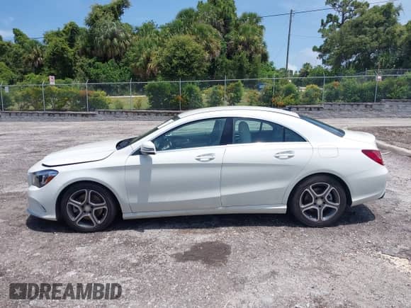 2017 Mercedes-Benz CLA 250 with VIN WDDSJ4EB0HN495604, listed as a IAAI auction lot 42728479 with 35,203 mi miles and . Bid and sale history available at DreamBid. Image 14.