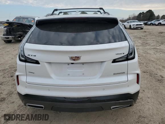 ✅ 2024 Cadillac XT4 AWD Sport • VIN: 1GYFZFR45RF195266 • Lot: 47065955. Wystawiony na Copart z przebiegiem 4 986 mil. Bezpłatny archiwum sprzedaży aukcyjnych z USA i szczegółowy raport historii pojazdu na DreamBid. Zdjęcie 6.
