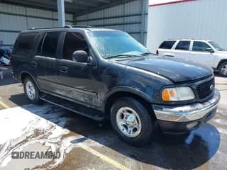 ✅ 2000 Ford Expedition Eddie Bauer • VIN: 1FMRU1761YLA95380 • Lot: 42749888. Listed on IAAI with 311,269 mi. Free auction sales archive from the USA and detailed vehicle history report at DreamBid. Image 1.