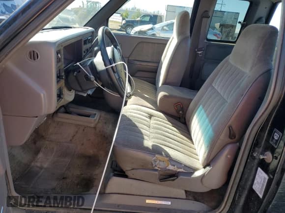 ✅ 1995 Dodge Dakota • VIN: 1B7GG23Y1SS373160 • Лот: 81978235. Опубликован ранее на Copart с пробегом 185 175 миль. Бесплатный доступ к архиву аукционных продаж из США и подробный отчёт об истории автомобиля на DreamBid. Изображение 7.