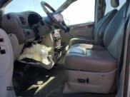 ✅ 2006 Chrysler Town & Country Touring • VIN: 2A4GP54L66R692950 • Lot: 82706345. Wystawiony na Copart z przebiegiem 237 870 mil. Bezpłatny archiwum sprzedaży aukcyjnych z USA i szczegółowy raport historii pojazdu na DreamBid. Zdjęcie 7.