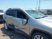 ✅ 2017 Jeep Cherokee Limited • VIN: 1C4PJMDS6HW594035 • Лот: 42252540. Опубликован ранее на IAAI с пробегом 103 233 миль. Бесплатный доступ к архиву аукционных продаж из США и подробный отчёт об истории автомобиля на DreamBid. Изображение 6.