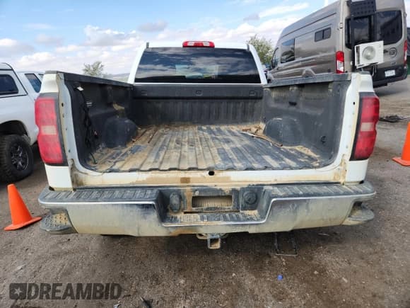 ✅ 2019 Chevrolet Silverado 1500 LT • VIN: 2GCVKPEC5K1133128 • Lot: 85534845. Listed on Copart with 96,698 mi. Free auction sales archive from the USA and detailed vehicle history report at DreamBid. Image 6.