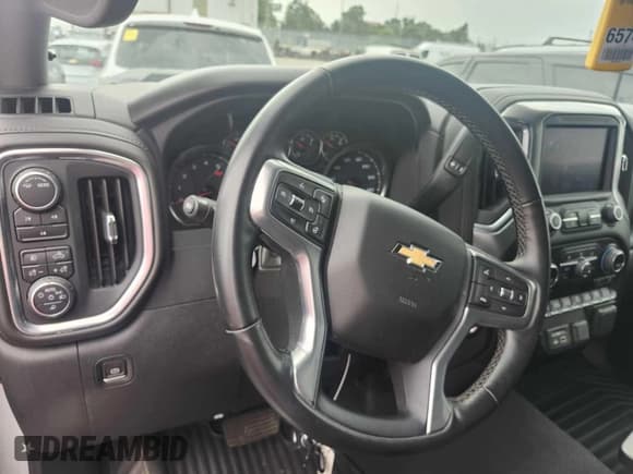 ✅ 2023 Chevrolet Silverado 2500HD LT • VIN: 1GC1YNE74PF180462 • Lot: 43032608. Wystawiony na IAAI z przebiegiem 149 622 mil. Bezpłatny archiwum sprzedaży aukcyjnych z USA i szczegółowy raport historii pojazdu na DreamBid. Zdjęcie 1.