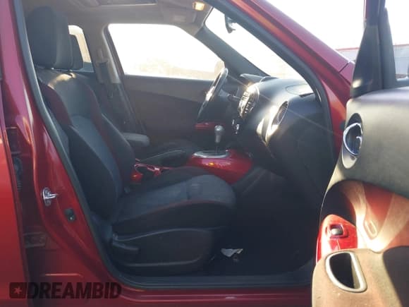 ✅ 2014 Nissan Juke S • VIN: JN8AF5MR1ET453644 • Lot: 41682239. Listed on IAAI with Not provided. Free auction sales archive from the USA and detailed vehicle history report at DreamBid. Image 5.