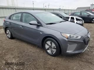 ✅ 2017 Hyundai Ioniq Blue • VIN: KMHC65LC2HU055371 • Lot: 86751334. Wystawiony na Copart z przebiegiem 97 391 mil. Bezpłatny archiwum sprzedaży aukcyjnych z USA i szczegółowy raport historii pojazdu na DreamBid. Zdjęcie 4.