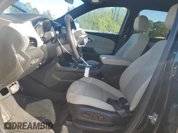✅ 2022 Chevrolet Traverse LT Cloth • VIN: 1GNEVGKW3NJ180911 • Lot: 84645655. Listed on Copart with 131,102 mi. Free auction sales archive from the USA and detailed vehicle history report at DreamBid. Image 7.