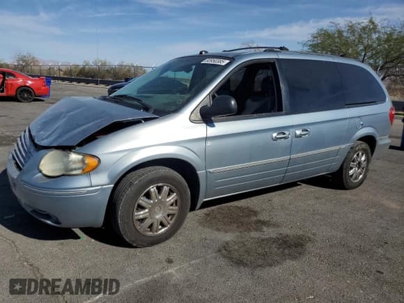✅ 2005 Chrysler Town & Country Limited • VIN: 2C8GP64L85R472511 • Lot: 80950385. Wystawiony na Copart z przebiegiem 99 240 mil. Bezpłatny archiwum sprzedaży aukcyjnych z USA i szczegółowy raport historii pojazdu na DreamBid. Zdjęcie 1.