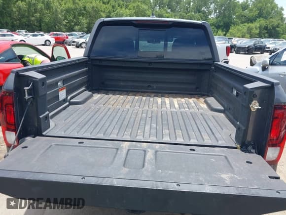 ✅ 2019 Honda Ridgeline RTL-E • VIN: 5FPYK3F78KB005140 • Lot: 42683172. Wystawiony na IAAI z przebiegiem 33 335 mil. Bezpłatny archiwum sprzedaży aukcyjnych z USA i szczegółowy raport historii pojazdu na DreamBid. Zdjęcie 18.