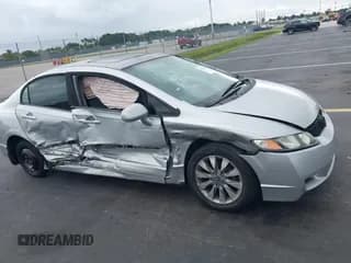 ✅ 2009 Honda Civic EX • VIN: 1HGFA16819L012679 • Lot: 43575983. Wystawiony na IAAI z przebiegiem 187 169 mil. Bezpłatny archiwum sprzedaży aukcyjnych z USA i szczegółowy raport historii pojazdu na DreamBid. Zdjęcie 6.