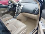 ✅ 2006 Lexus RX 400h • VIN: JTJHW31U360017966 • Лот: 42259691. Опубликован ранее на IAAI с пробегом 197 947 миль. Бесплатный доступ к архиву аукционных продаж из США и подробный отчёт об истории автомобиля на DreamBid. Изображение 5.