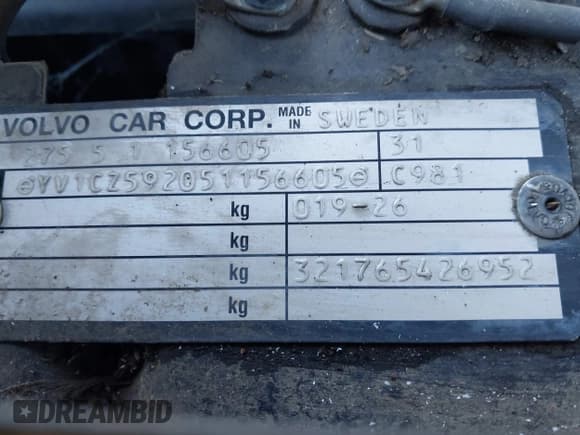✅ 2005 Volvo XC90 • VIN: YV1CZ592051156605 • Lot: 43797171. Wystawiony na IAAI z przebiegiem 252 995 mil. Bezpłatny archiwum sprzedaży aukcyjnych z USA i szczegółowy raport historii pojazdu na DreamBid. Zdjęcie 9.