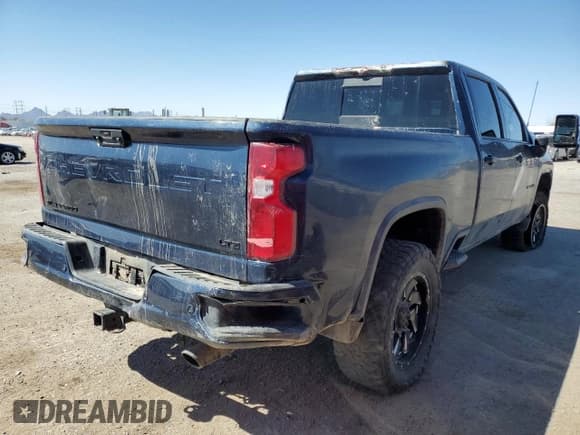 ✅ 2022 Chevrolet Silverado 2500HD LTZ • VIN: 1GC4YPEY2NF228037 • Лот: 53663065. Опубликован ранее на Copart с пробегом 31 602 миль. Бесплатный доступ к архиву аукционных продаж из США и подробный отчёт об истории автомобиля на DreamBid. Изображение 3.