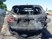 ✅ 2017 Kia Sorento SX • VIN: 5XYPKDA57HG300442 • Lot: 42379880. Listed on IAAI with Not provided. Free auction sales archive from the USA and detailed vehicle history report at DreamBid. Image 16.