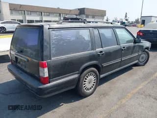 ✅ 1995 Volvo 960 • VIN: YV1KW961XS1022848 • Lot: 42973871. Wystawiony na IAAI z przebiegiem 218 224 mil. Bezpłatny archiwum sprzedaży aukcyjnych z USA i szczegółowy raport historii pojazdu na DreamBid. Zdjęcie 4.