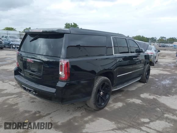 ✅ 2016 GMC Yukon XL SLT • VIN: 1GKS2GKC2GR104339 • Lot: 38068831. Listed on IAAI with 149,002 mi. Free auction sales archive from the USA and detailed vehicle history report at DreamBid. Image 4.