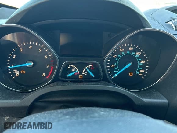 ✅ 2013 Ford Escape SE • VIN: 1FMCU9G95DUD25554 • Lot: 55523245. Wystawiony na Copart z przebiegiem Nie podano. Bezpłatny archiwum sprzedaży aukcyjnych z USA i szczegółowy raport historii pojazdu na DreamBid. Zdjęcie 8.