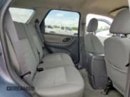 ✅ 2005 Ford Escape XLT • VIN: 1FMYU03165KD41633 • Lot: 81858695. Listed on Copart with 182,889 mi. Free auction sales archive from the USA and detailed vehicle history report at DreamBid. Image 10.