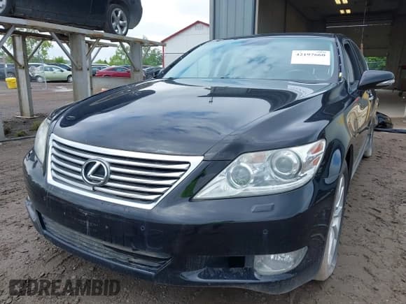 ✅ 2010 Lexus LS 460 • VIN: JTHCL5EF8A5008297 • Лот: 42197660. Опубликован ранее на IAAI с пробегом Не указан. Бесплатный доступ к архиву аукционных продаж из США и подробный отчёт об истории автомобиля на DreamBid. Изображение 2.