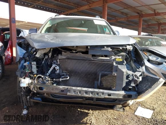 ✅ 2011 Hyundai Veracruz Limited • VIN: KM8NU4CC7BU152419 • Lot: 43799687. Listed on IAAI with 115,375 mi. Free auction sales archive from the USA and detailed vehicle history report at DreamBid. Image 13.