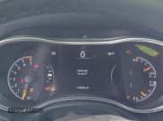 ✅ 2020 Jeep Grand Cherokee Altitude • VIN: 1C4RJEAG9LC203470 • Lot: 43263713. Wystawiony na IAAI z przebiegiem 119 206 mil. Bezpłatny archiwum sprzedaży aukcyjnych z USA i szczegółowy raport historii pojazdu na DreamBid. Zdjęcie 15.