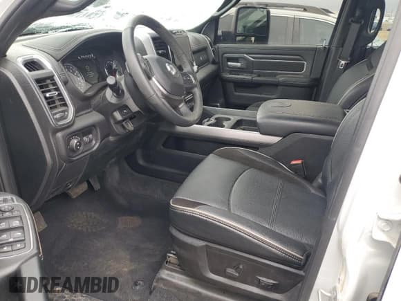 ✅ 2024 Ram 2500 Laramie • VIN: 3C6UR5FJ6RG144334 • Лот: 50008825. Опубликован ранее на Copart с пробегом 18 463 миль. Бесплатный доступ к архиву аукционных продаж из США и подробный отчёт об истории автомобиля на DreamBid. Изображение 7.