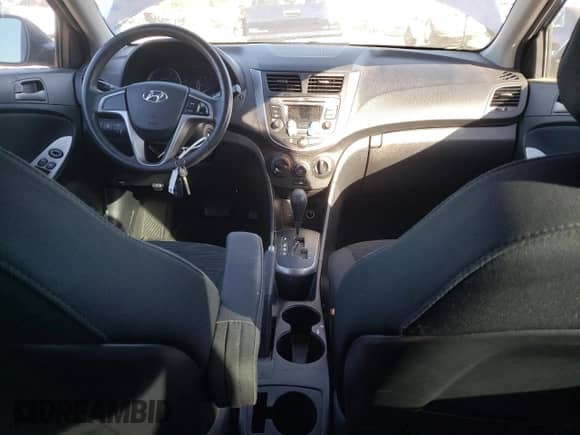 2015 Hyundai Accent GS с VIN KMHCT5AE3FU233606, выставлен на аукционе Copart как лот 38395933 с пробегом 57 785 миль миль и . История ставок и продаж доступна на DreamBid. Изображение 8.