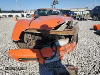 1976 Chevrolet Corvette с VIN 1Z37L6S409905, выставлен на аукционе Copart как лот 71779525 с пробегом 9 665 миль миль и Списание • Salvage title. История ставок и продаж доступна на DreamBid. Изображение 5.