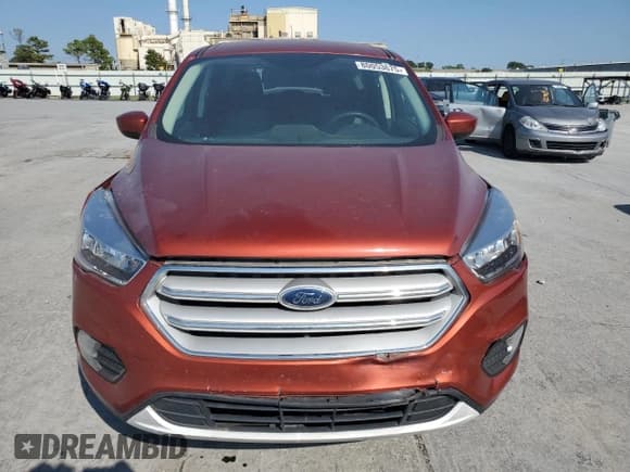 ✅ 2019 Ford Escape SE • VIN: 1FMCU0GD2KUC52785 • Лот: 80053675. Опубликован ранее на Copart с пробегом 62 262 миль. Бесплатный доступ к архиву аукционных продаж из США и подробный отчёт об истории автомобиля на DreamBid. Изображение 5.