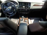 ✅ 2017 BMW X4 xDrive28i • VIN: 5UXXW3C55H0T78203 • Lot: 45736213. Wystawiony na Copart z przebiegiem 106 778 mil. Bezpłatny archiwum sprzedaży aukcyjnych z USA i szczegółowy raport historii pojazdu na DreamBid. Zdjęcie 8.