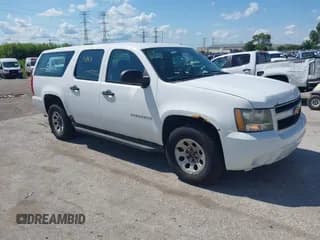 ✅ 2010 Chevrolet Suburban LS • VIN: 1GNUCHE00AR264386 • Lot: 42612823. Wystawiony na IAAI z przebiegiem 228 215 mil. Bezpłatny archiwum sprzedaży aukcyjnych z USA i szczegółowy raport historii pojazdu na DreamBid. Zdjęcie 1.