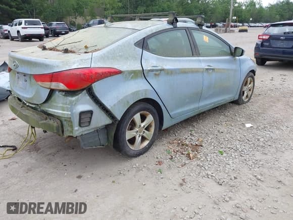 ✅ 2011 Hyundai Elantra GLS • VIN: KMHDH4AE9BU089585 • Lot: 42463477. Listed on IAAI with 203,775 mi. Free auction sales archive from the USA and detailed vehicle history report at DreamBid. Image 4.